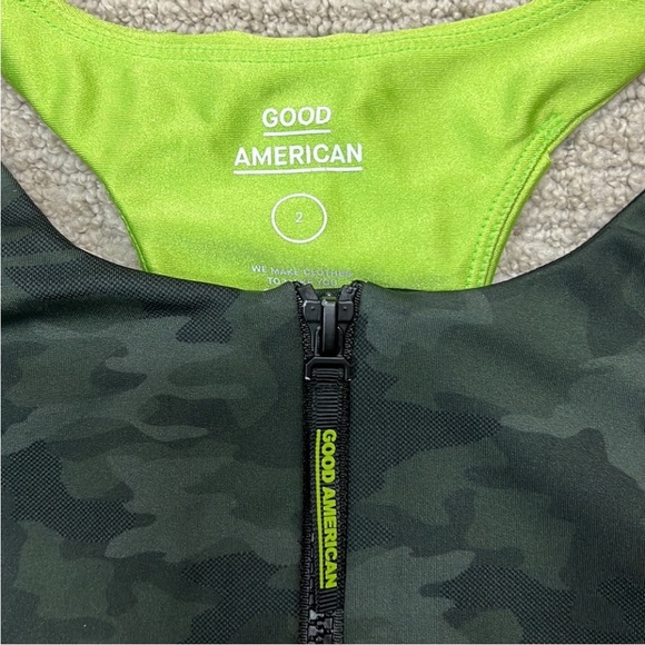 Cute camo workout set (top size small,  bottom xs) - Picture 5 of 14